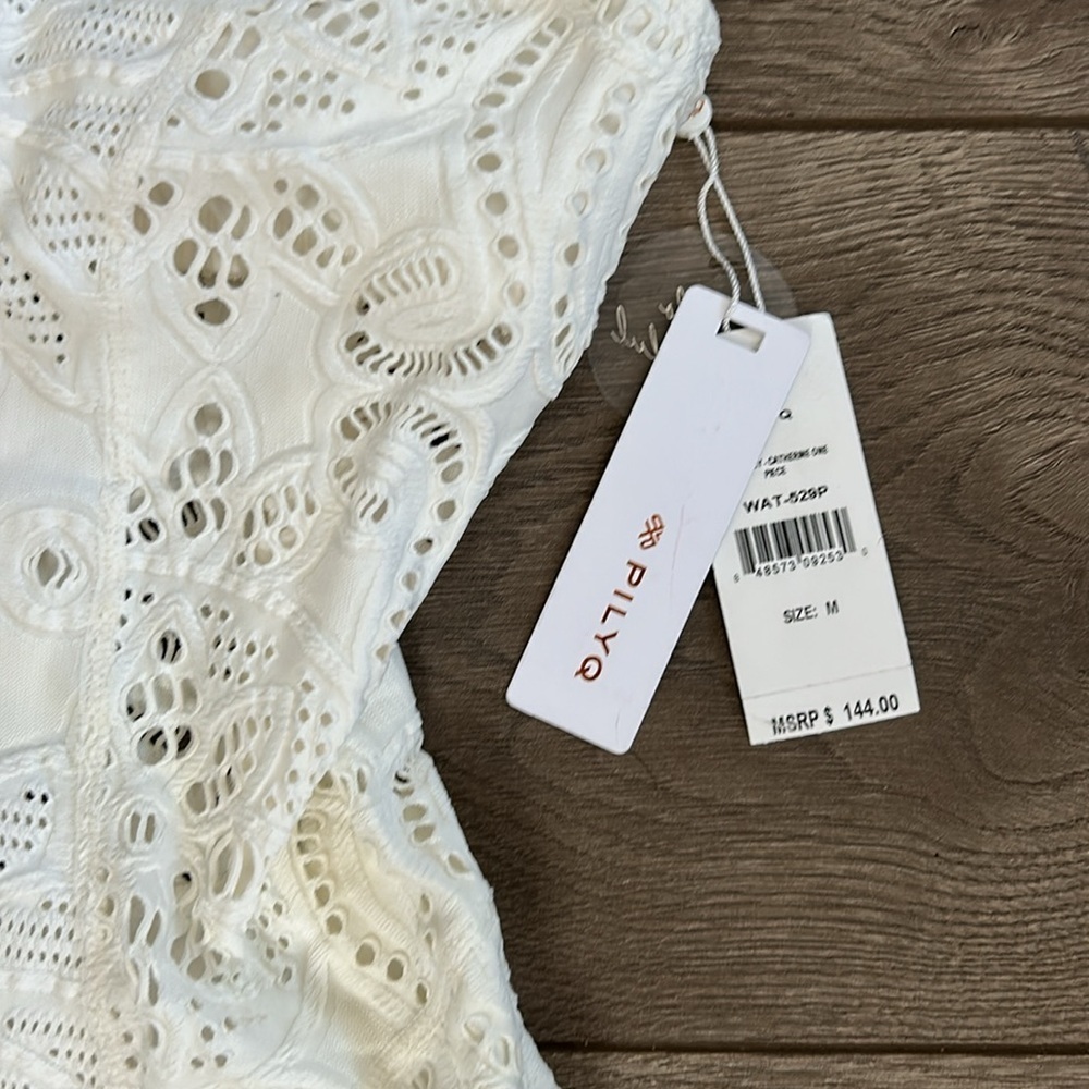 NWT Pilyq White Lace One Piece with Adjustable Straps Size Medium - Picture 2 of 9